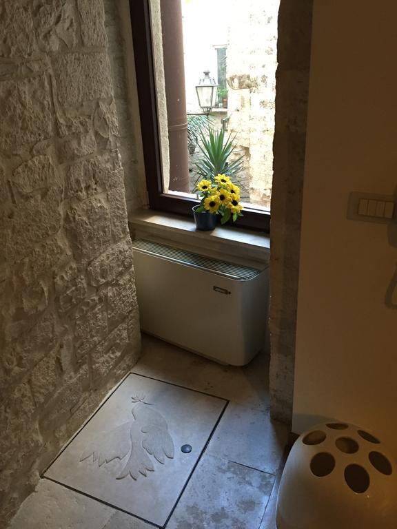Casa Torre Di Mactheus Petraro Lejlighed Giovinazzo Eksteriør billede