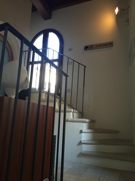 Casa Torre Di Mactheus Petraro Lejlighed Giovinazzo Værelse billede