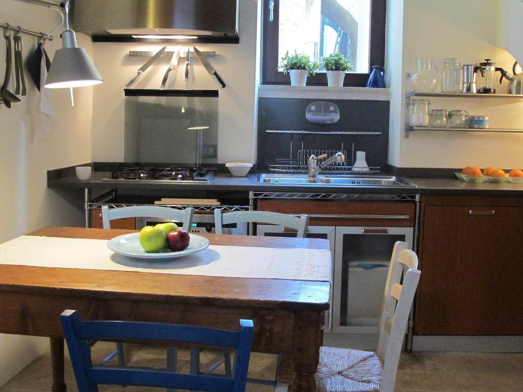 Casa Torre Di Mactheus Petraro Lejlighed Giovinazzo Værelse billede